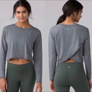 Lululemon Pushing Limits crop top size 6